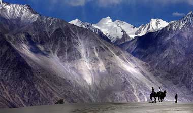 Ladakh Winter tour Packages