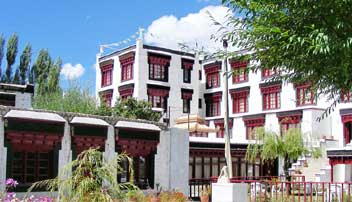 Deluxe Hotels in Ladakh