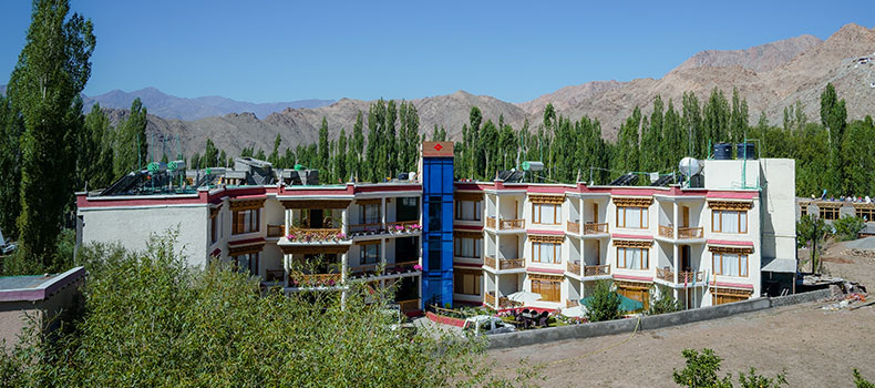 Deluxe Hotels In Ladakh